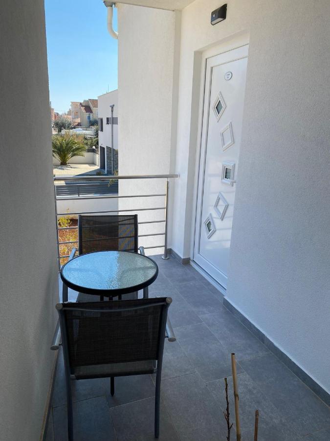 Studio Villa Carlotta Zadar Exteriör bild